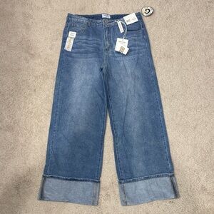 GOGO Wide-Leg Cuffed Jeans in Medium Blue